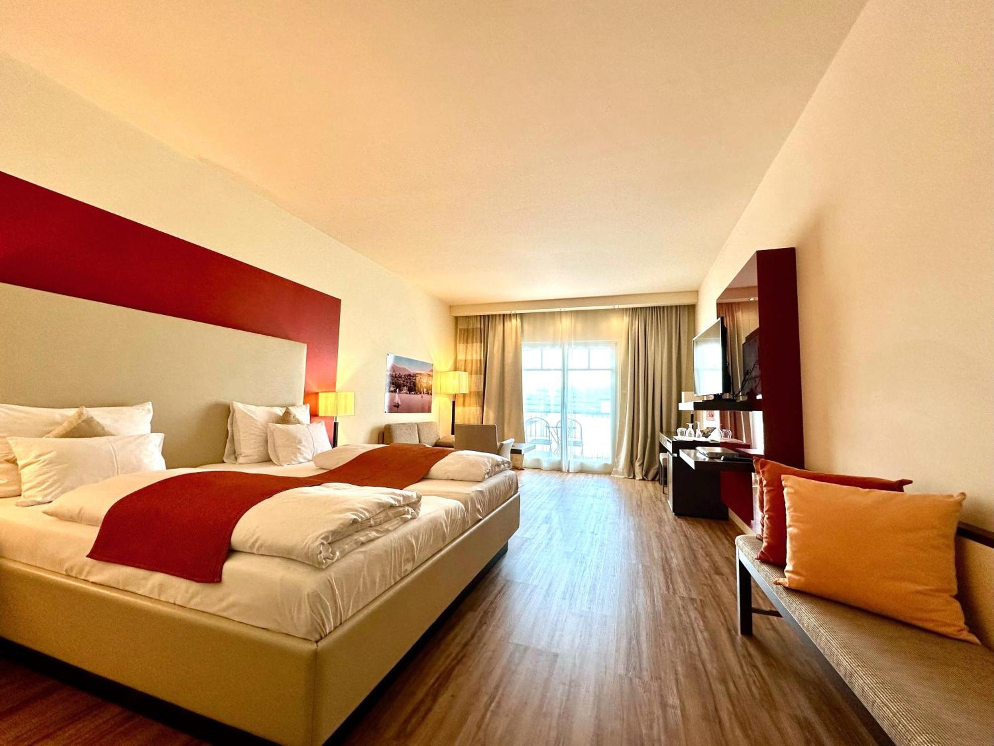 Casinohotel Velden Velden am Wörthersee Dış mekan fotoğraf