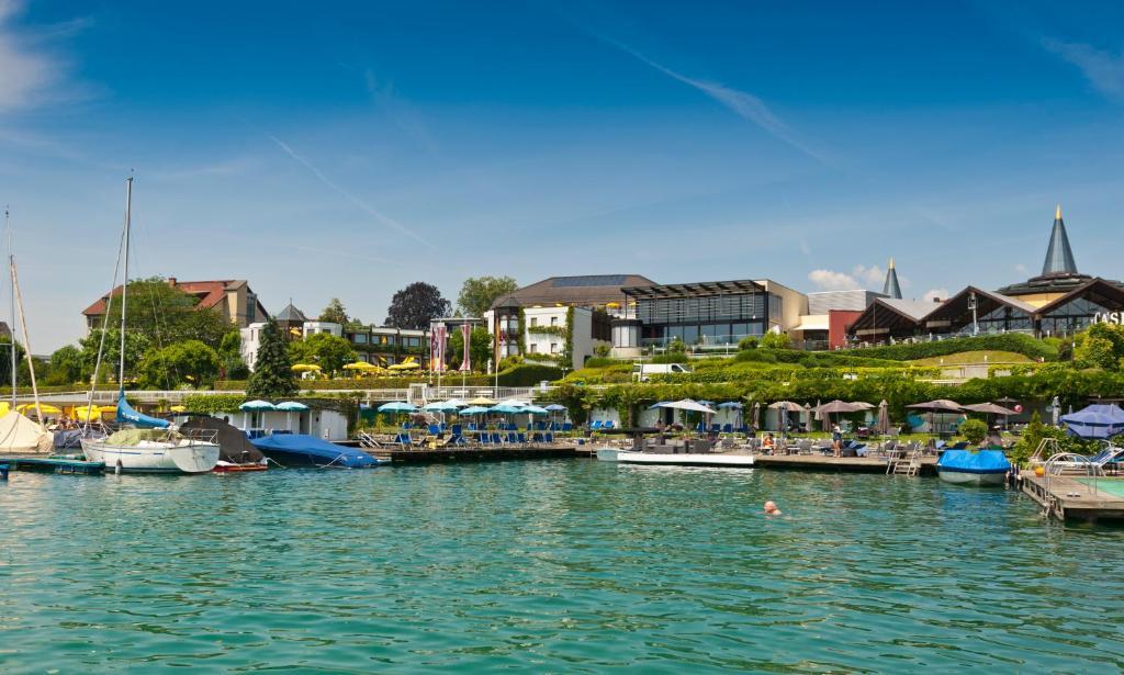 Casinohotel Velden Velden am Wörthersee Dış mekan fotoğraf